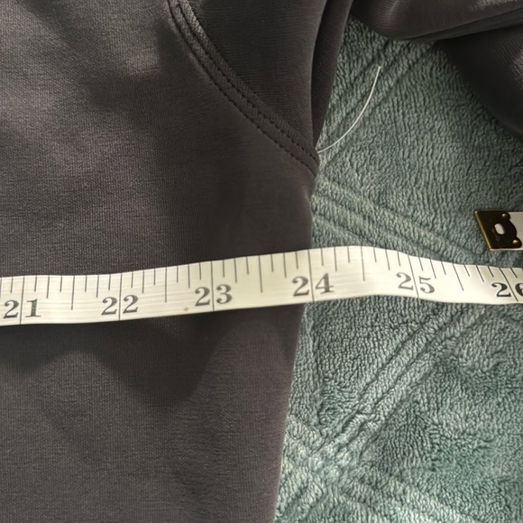NWOT Lululemon Softstreme Perfectly Oversized Cropped Crew - Picture 5 of 6